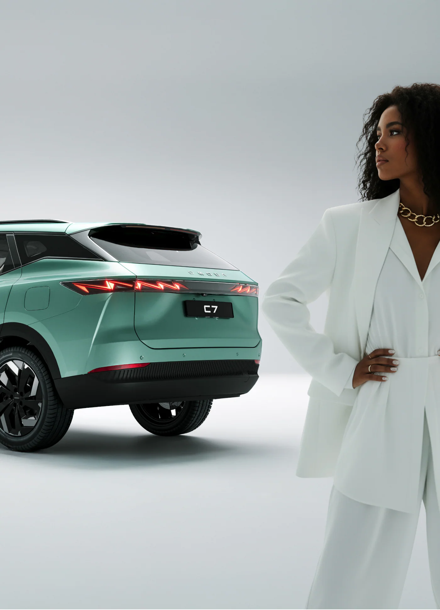 OMODA C7 full view