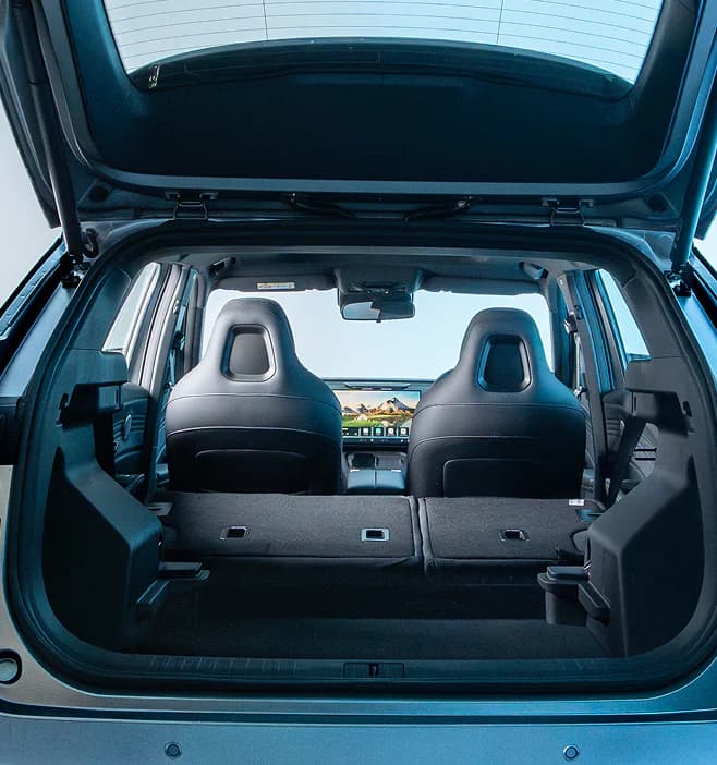 OMODA C7 interior detail 3