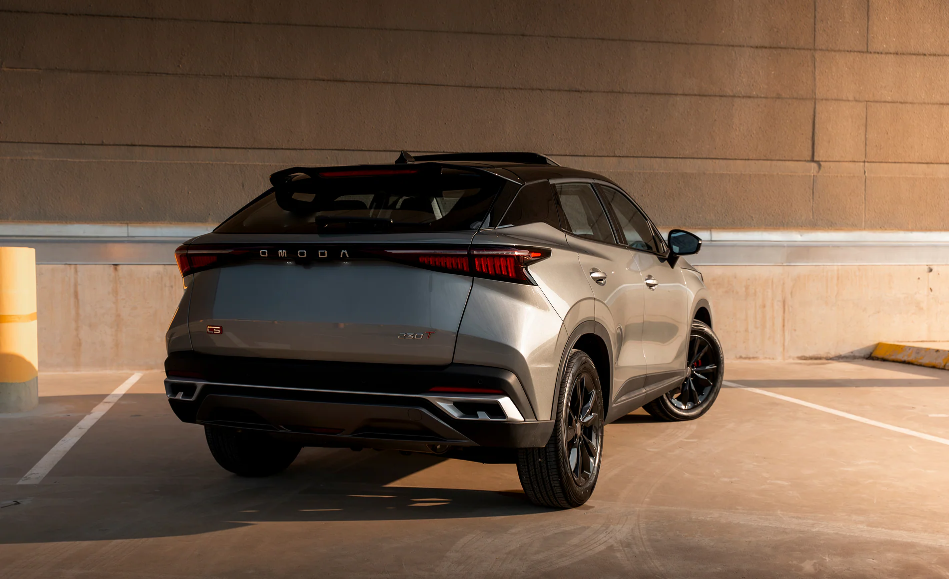 OMODA C5 X rear detail